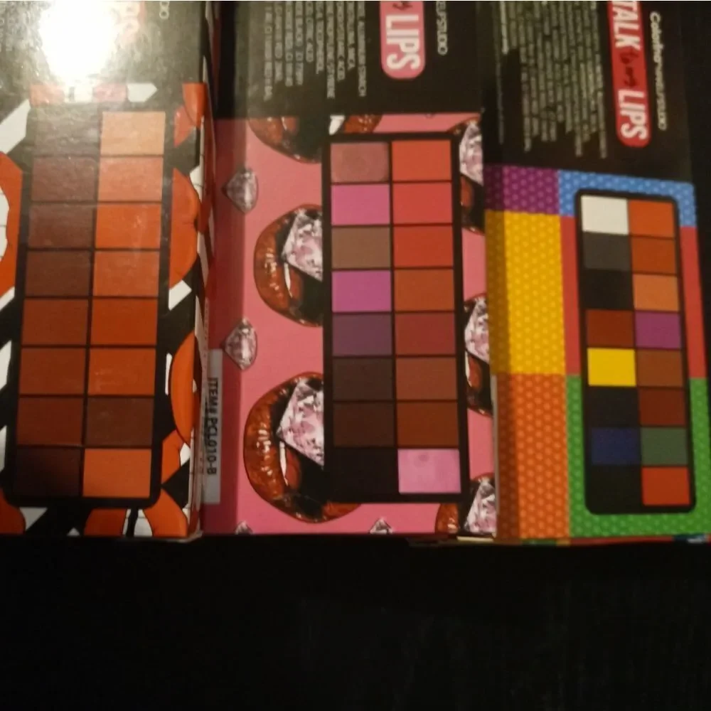 Talk to my lips pallet